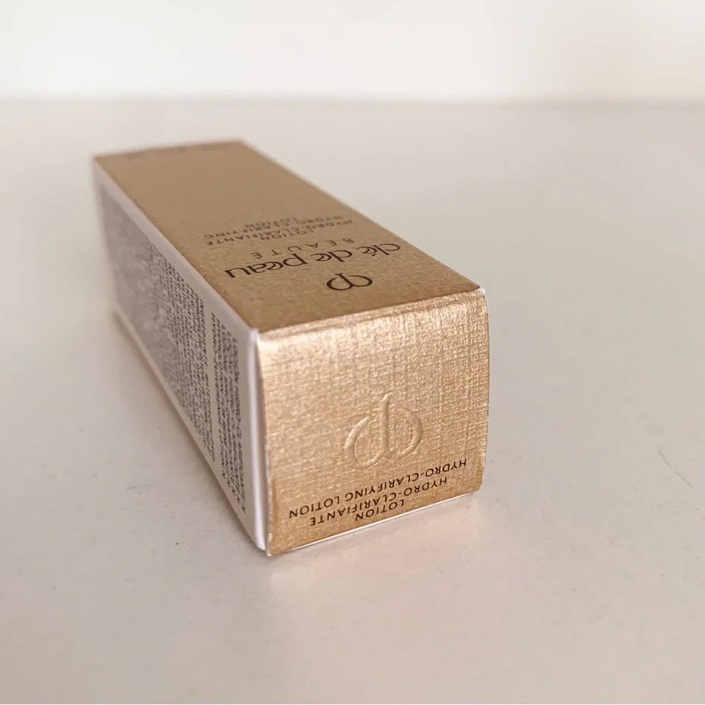 Cle de peau hydrating lotion